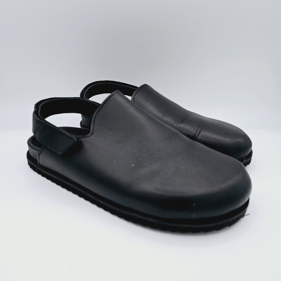 Zara Black Leather Clogs in 100% Cowhide Leather, size 5 - Picture 1 of 13